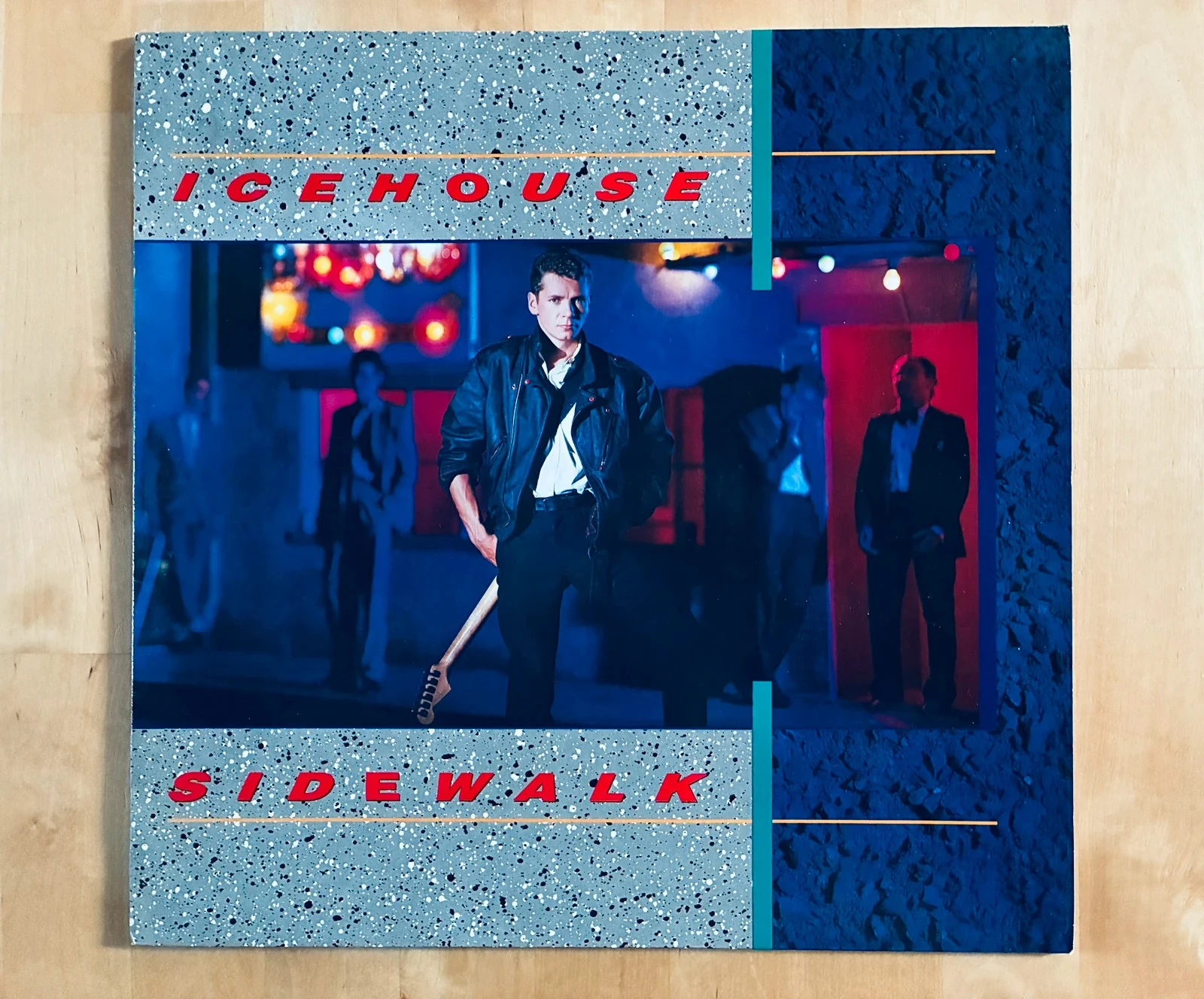 Disque vinyle 33T Icehouse Sidewalk.